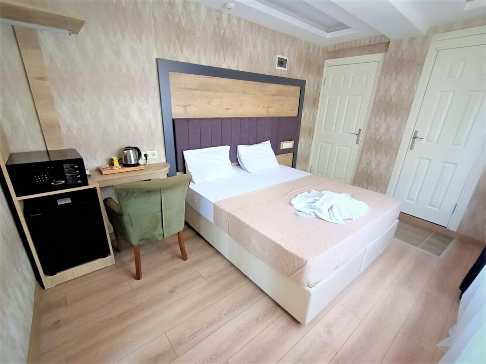 Avcilar Elit Hotel 13