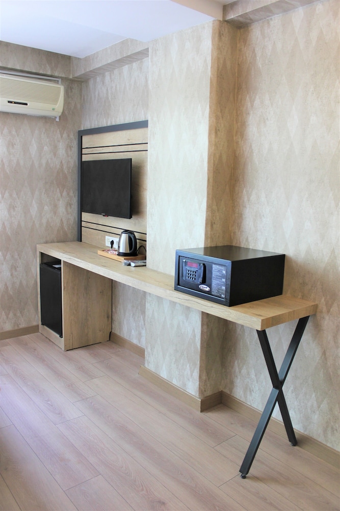 Avcilar Elit Hotel 21