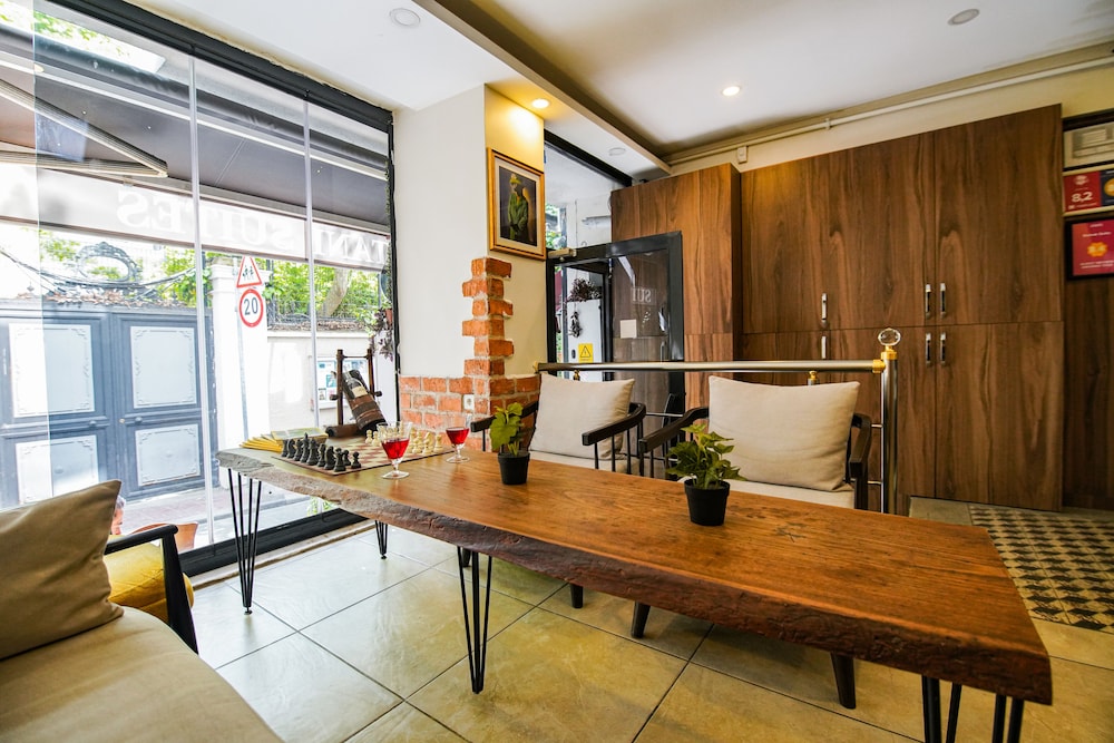 Mitani Suites 4