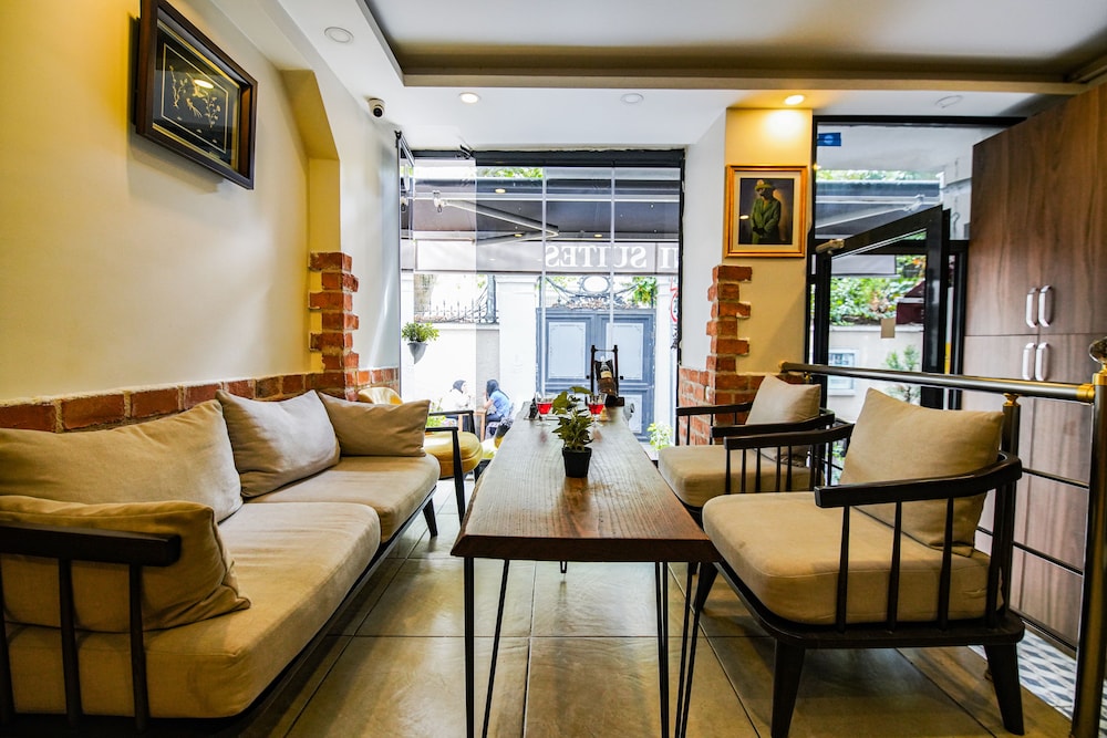 Mitani Suites 3