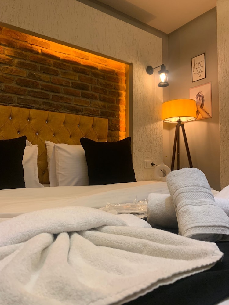 Nova Park Hotel & Suite 9