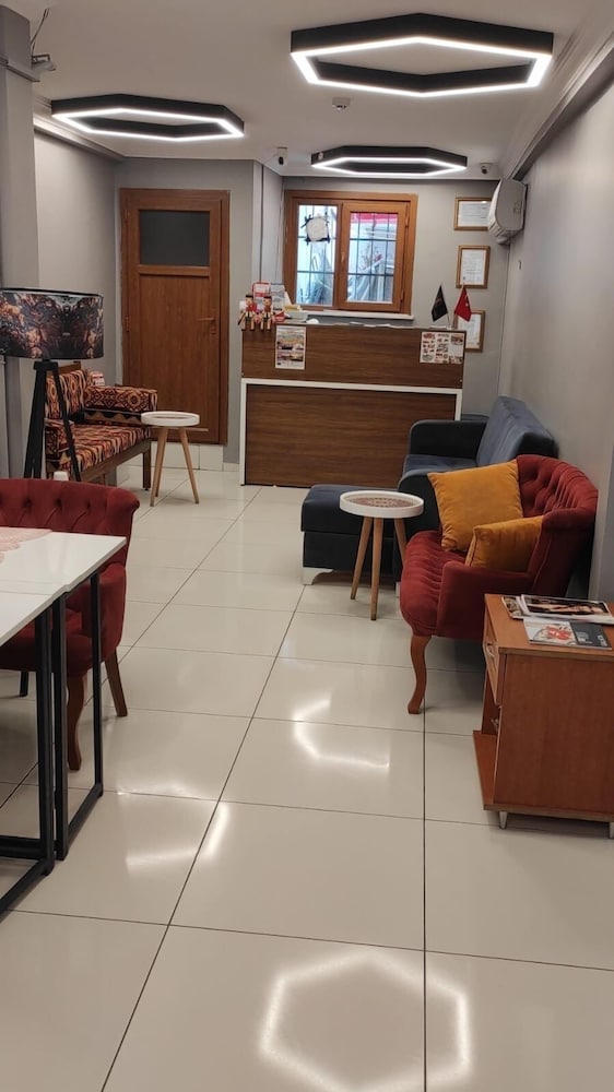 Tavra Hotel 2