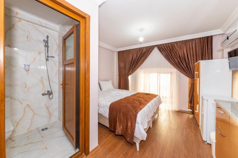 Tavra Hotel 11