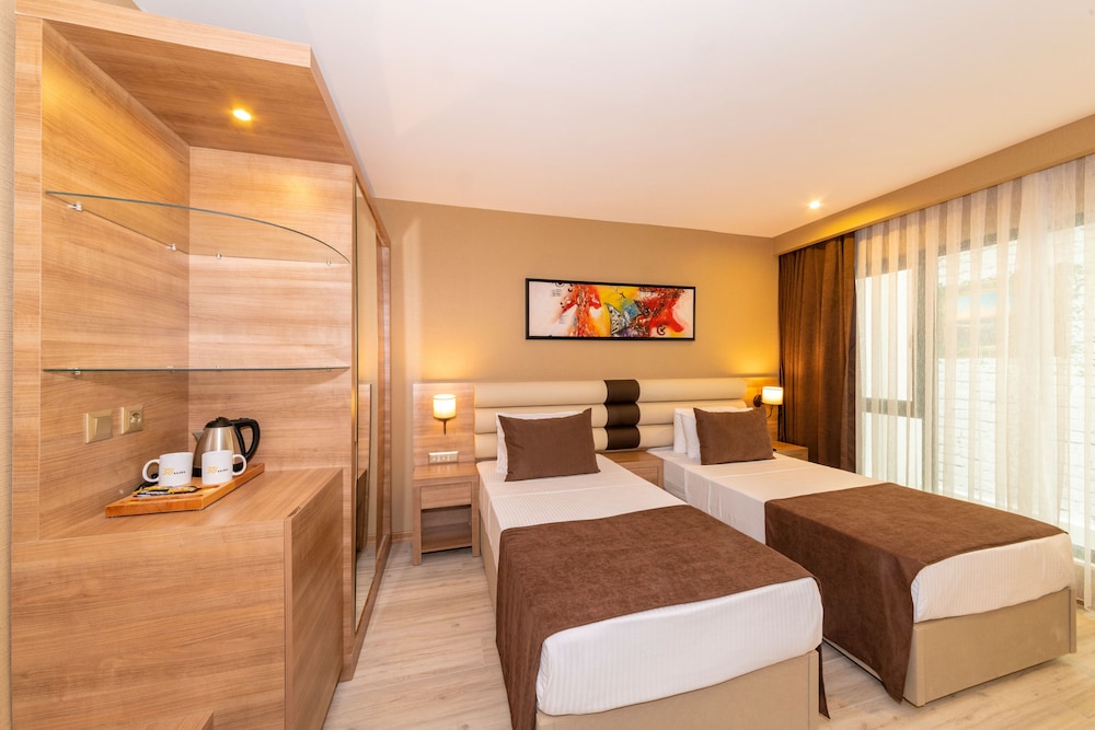 38 Hotel 20