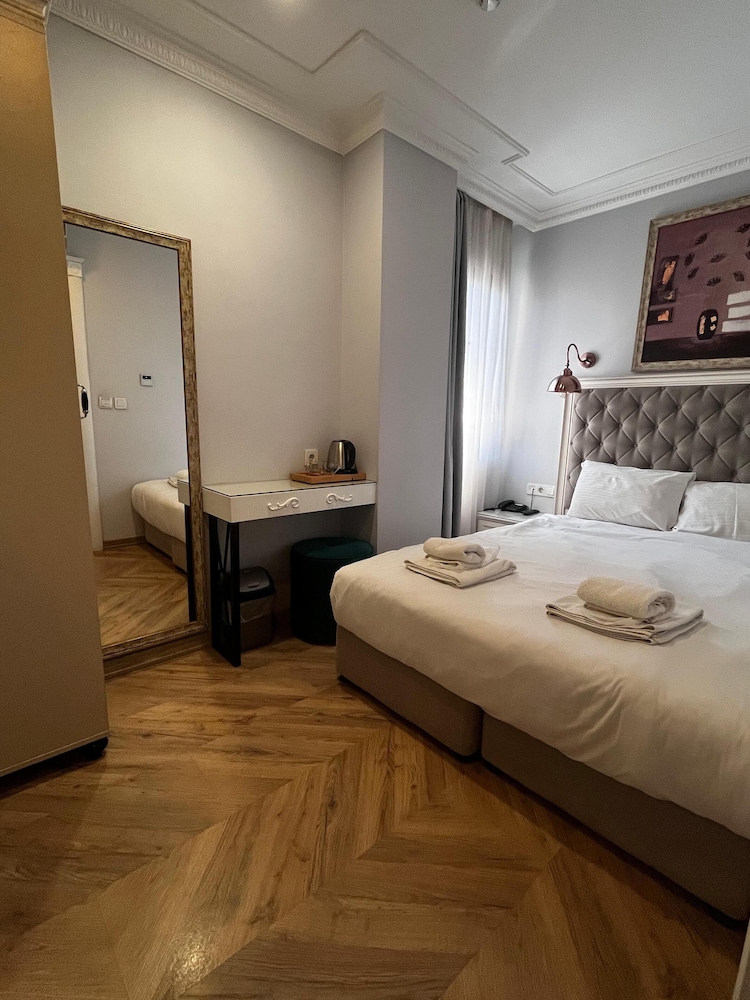 Good Night Hotel Istanbul 21