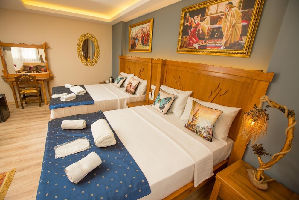The Pera Port Hotel 13