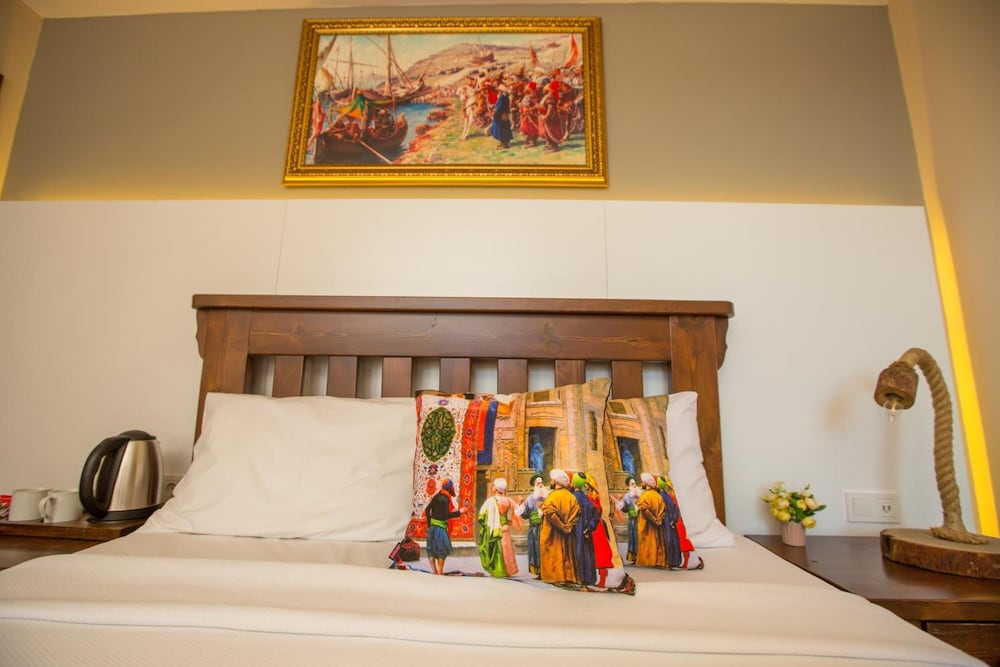 The Pera Port Hotel 15