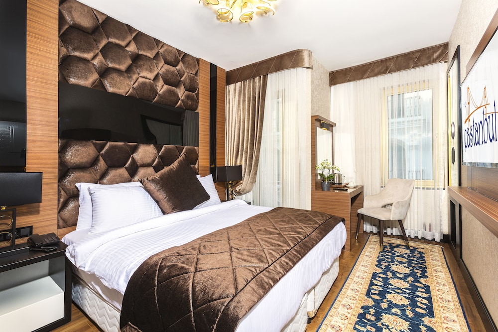 Eastanbul Suite 8