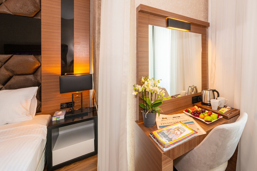 Eastanbul Suite 10