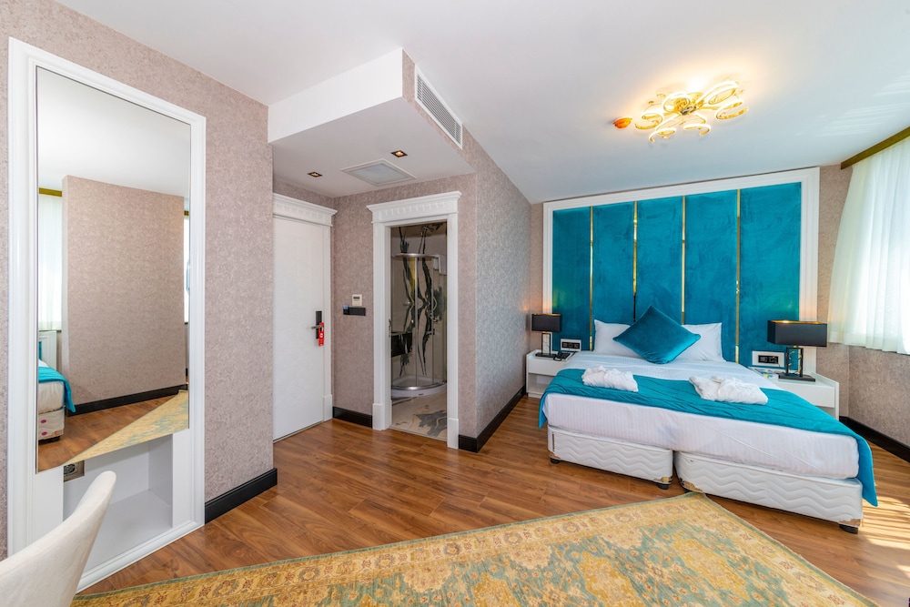 Eastanbul Suite 24