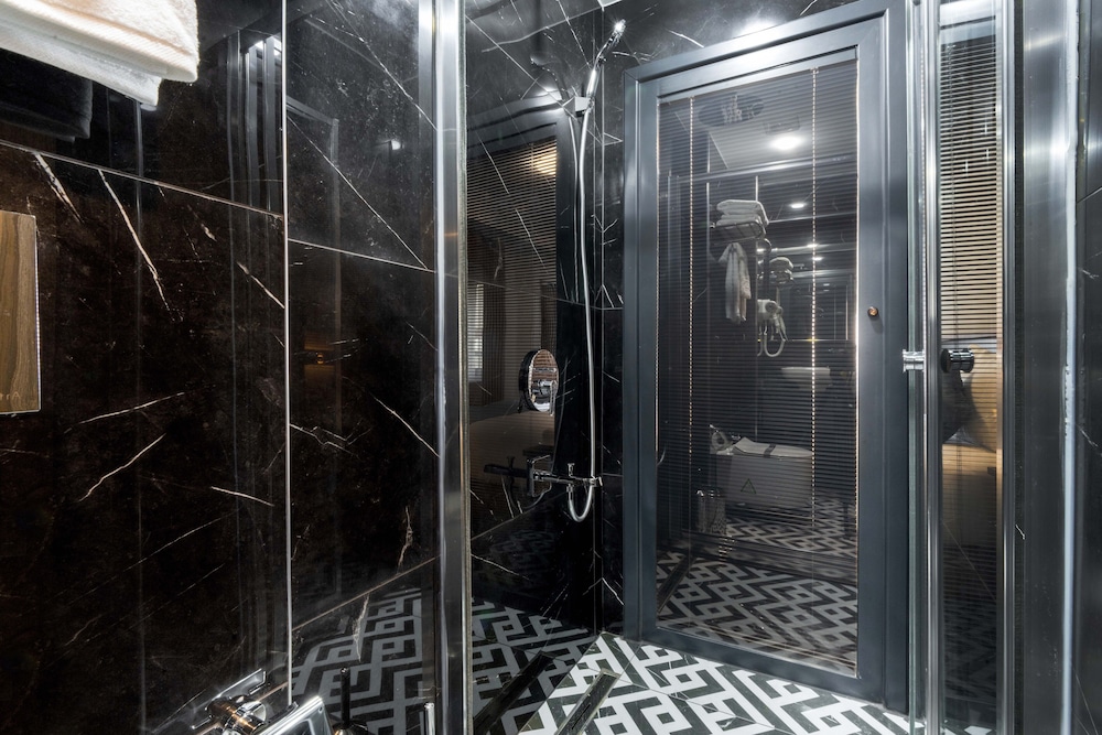 The Bosfor Hotel 24