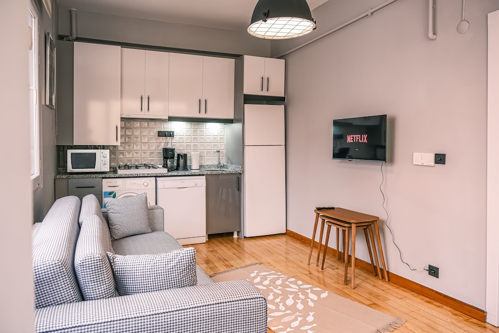 No 8 Galata 21