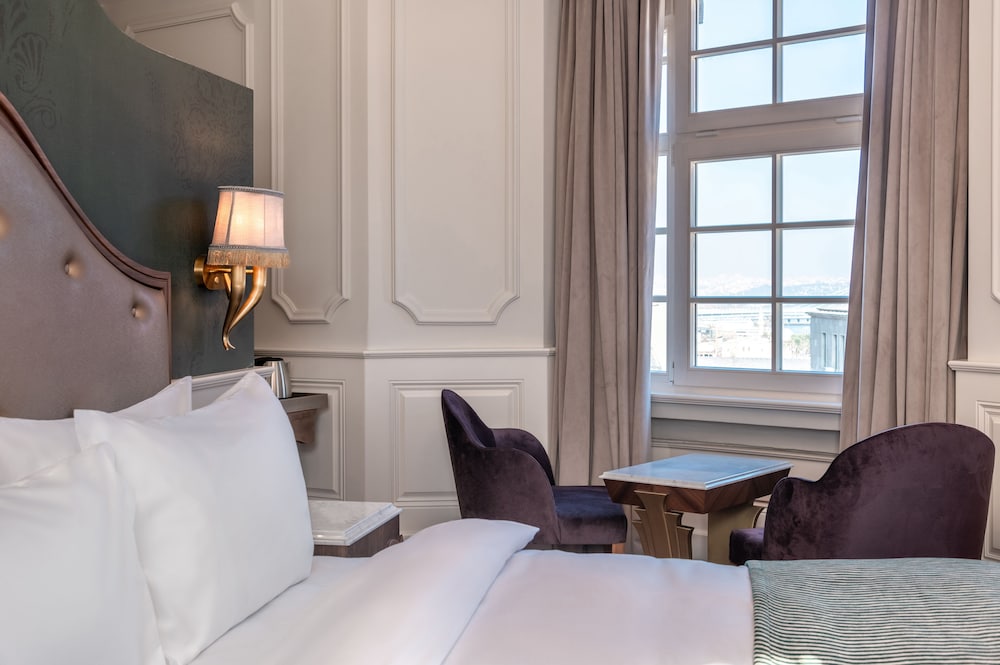 Orientbank Hotel Istanbul, Autograph Collection 18