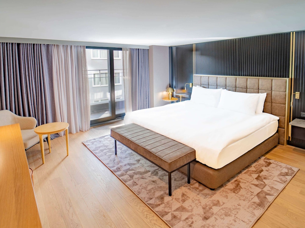 Sofitel Istanbul Taksim 12