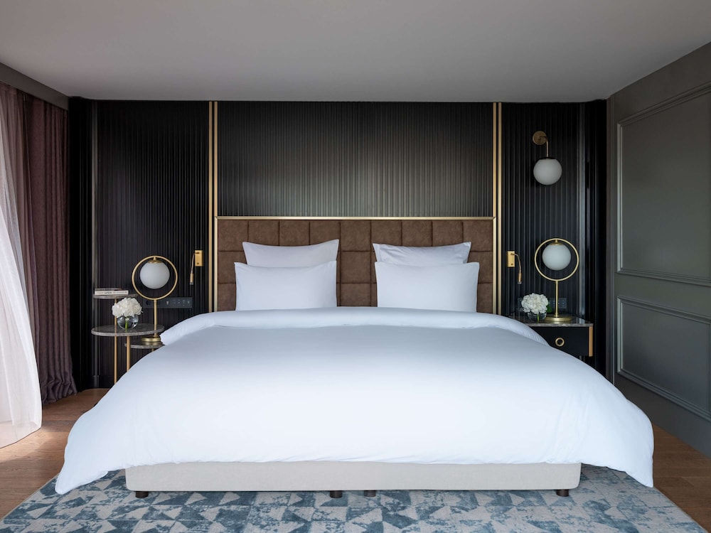Sofitel Istanbul Taksim 14