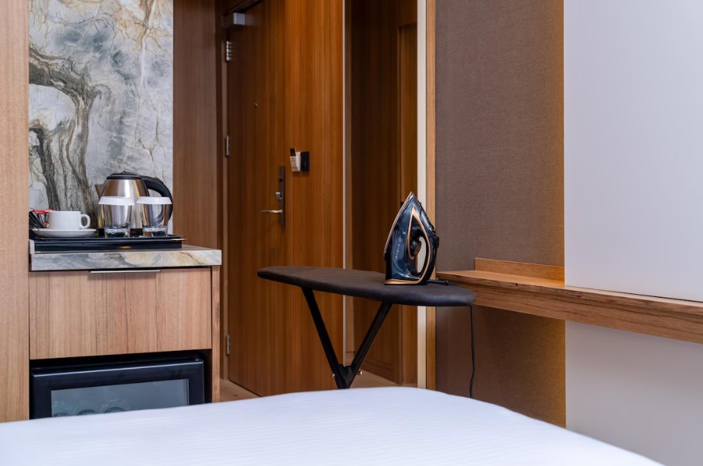 Best Western Premier Hidden Hills Hotel 17