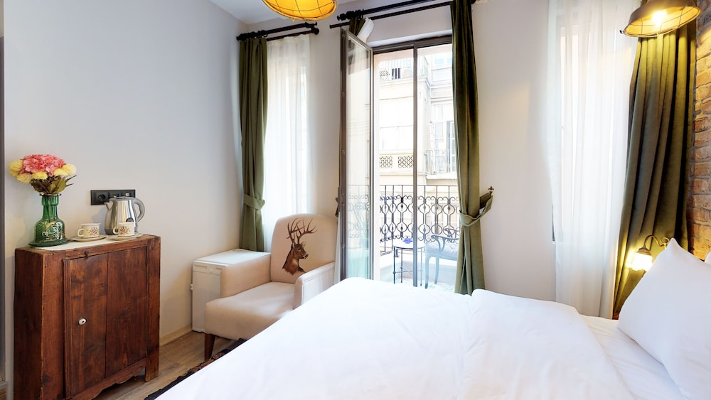 Hotel Des Arts Galata 23