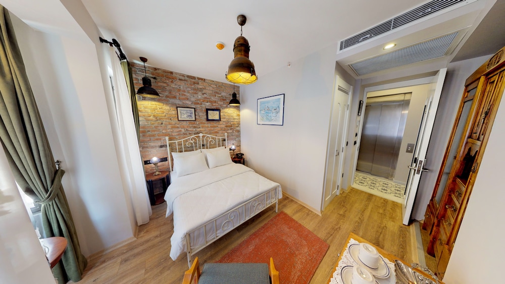 Hotel Des Arts Galata 20