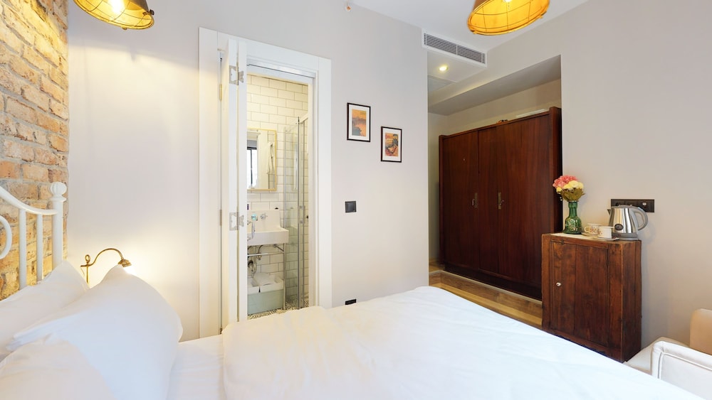 Hotel Des Arts Galata 22