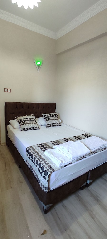 Biter Hotel 14