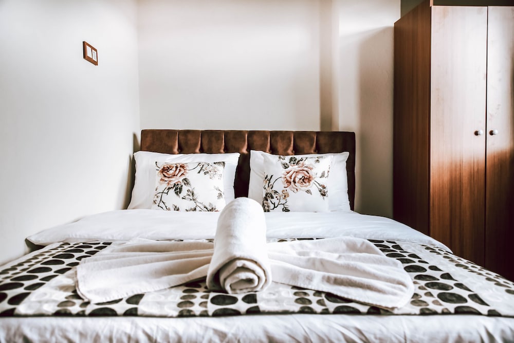 Biter Hotel 6