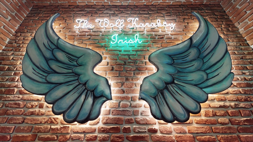 The Wolf Hotel 22
