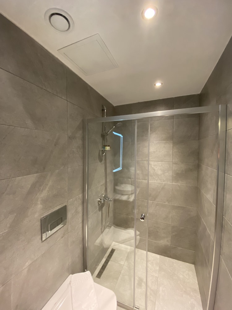 Liberi Hotel Taksim 24