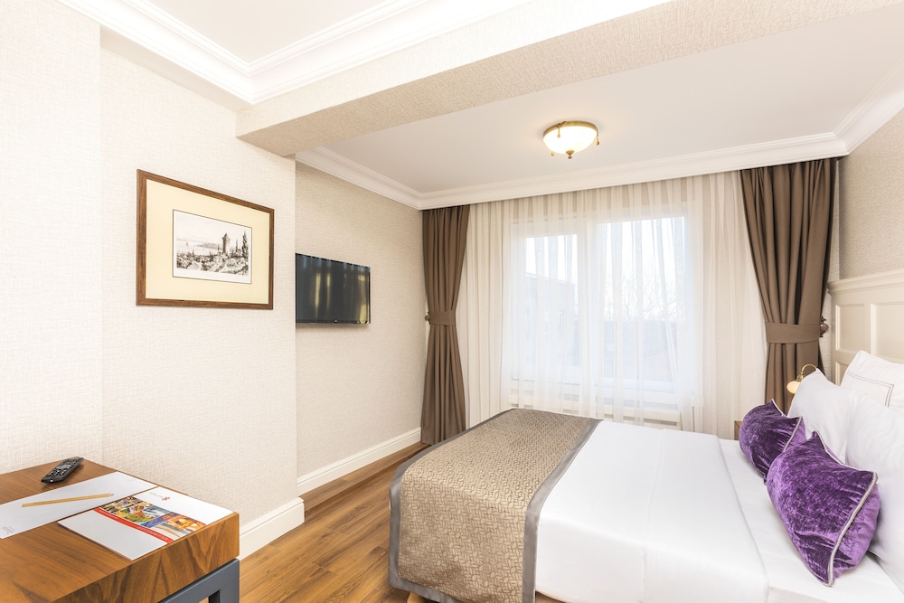 Meroddi La Porta Hotel 13