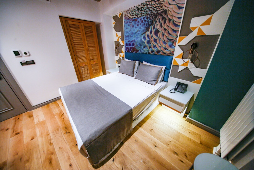 Royal Galata Hotel 9