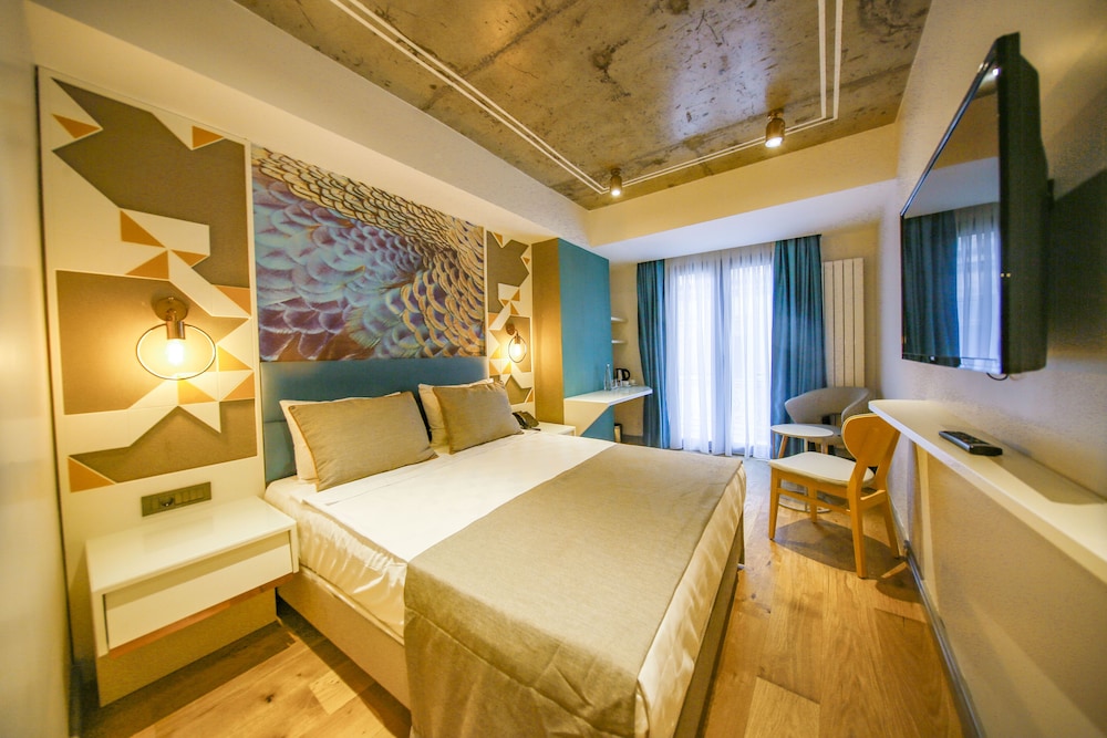 Royal Galata Hotel 12