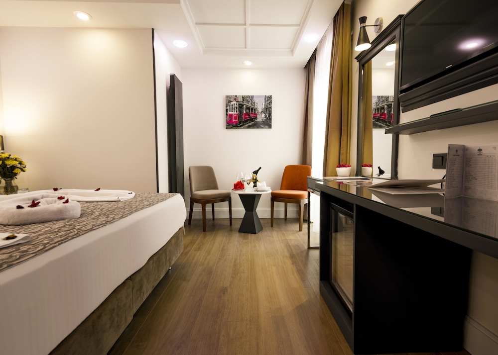 Antusa Design Hotel & Spa 10