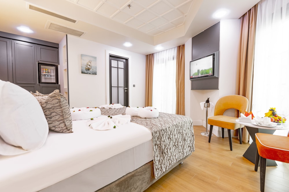 Antusa Design Hotel & Spa 12