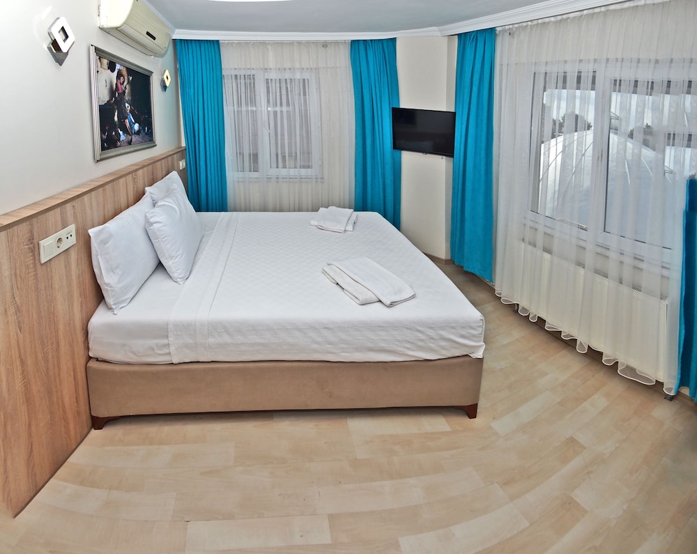 Le Safran Palace Hotel 3