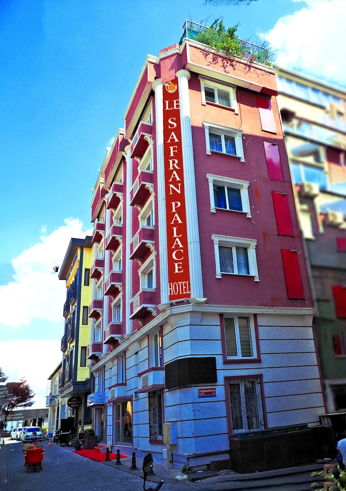 Le Safran Palace Hotel 1