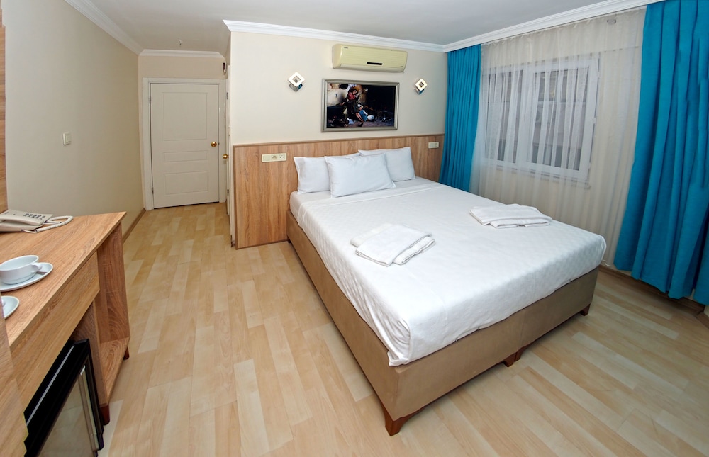 Le Safran Palace Hotel 9