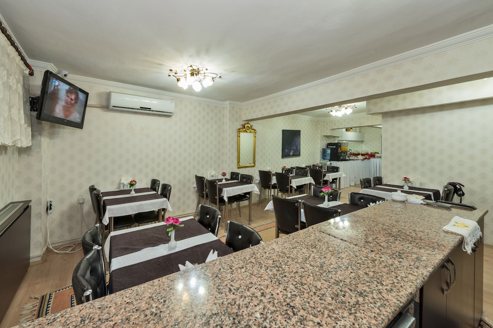 Le Safran Palace Hotel 23