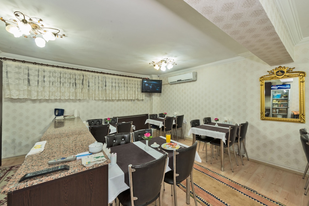 Le Safran Palace Hotel 24