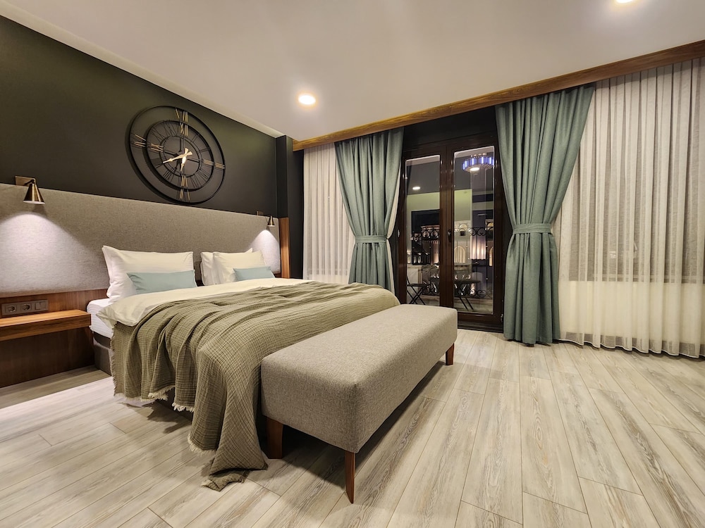 Taksim Landhouse Hotel 15