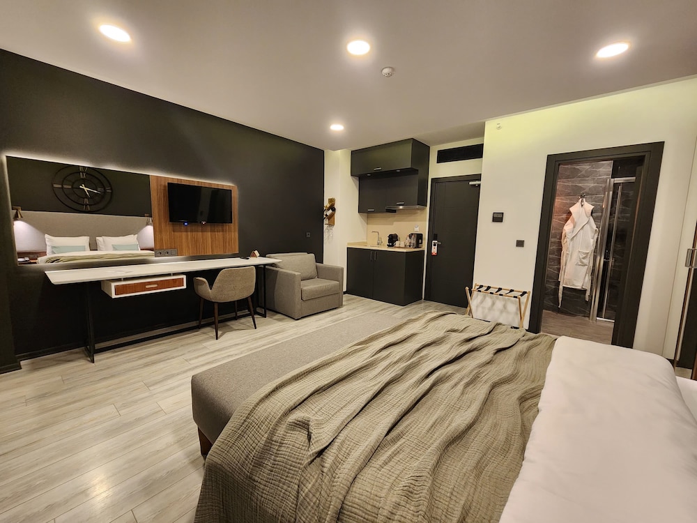 Taksim Landhouse Hotel 18