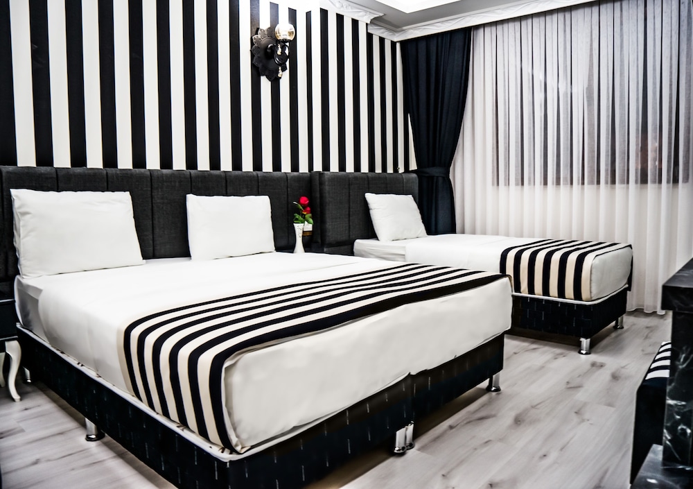Cnr Inci Hotel 14