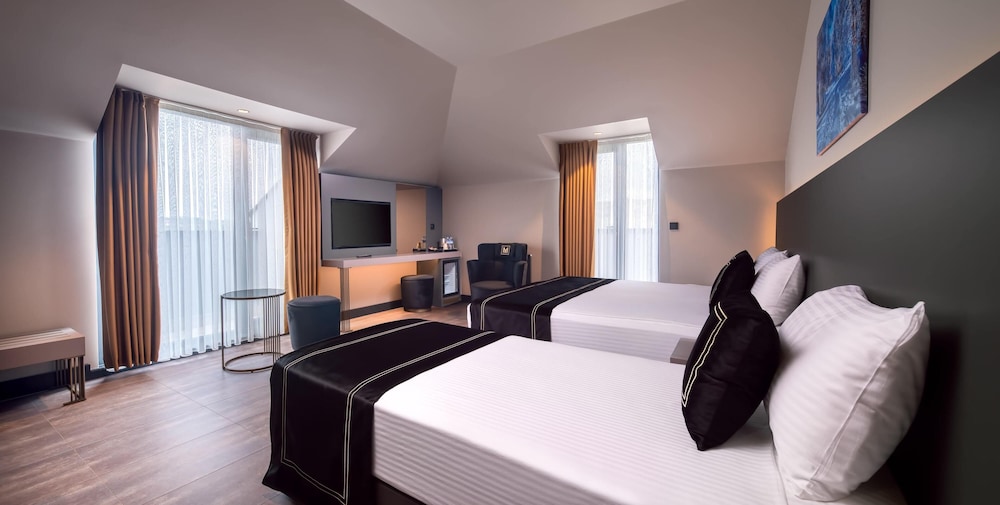 Menalo Hotel Premium Istanbul Airport 11