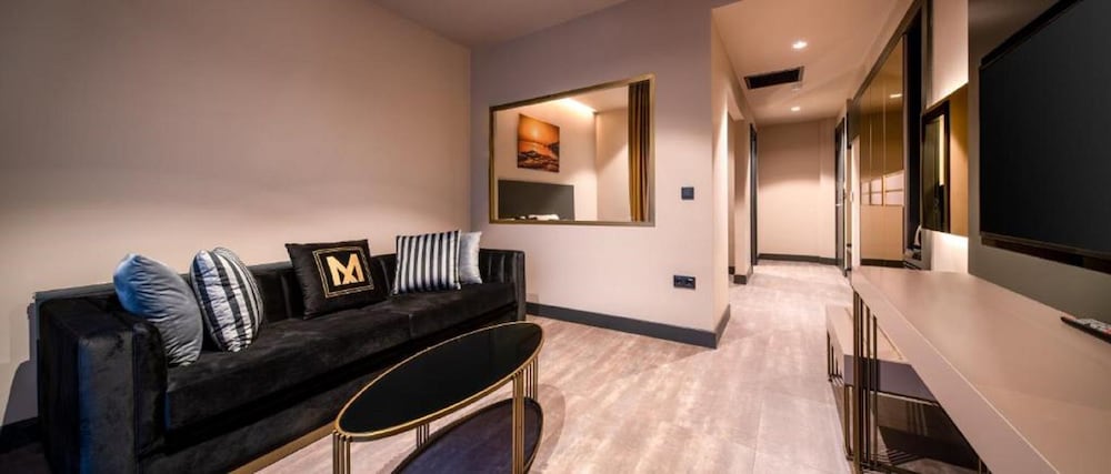 Menalo Hotel Premium Istanbul Airport 12