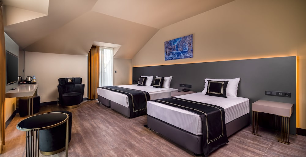 Menalo Hotel Premium Istanbul Airport 4