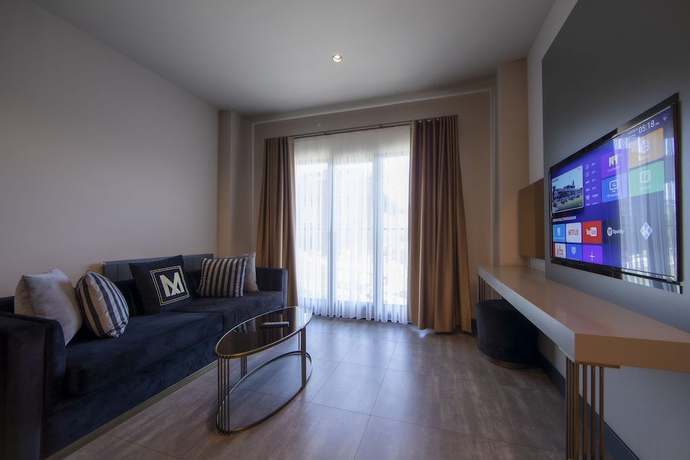 Menalo Hotel Premium Istanbul Airport 13