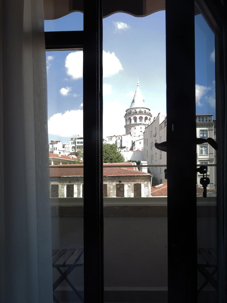 Galatahan Hotel 19