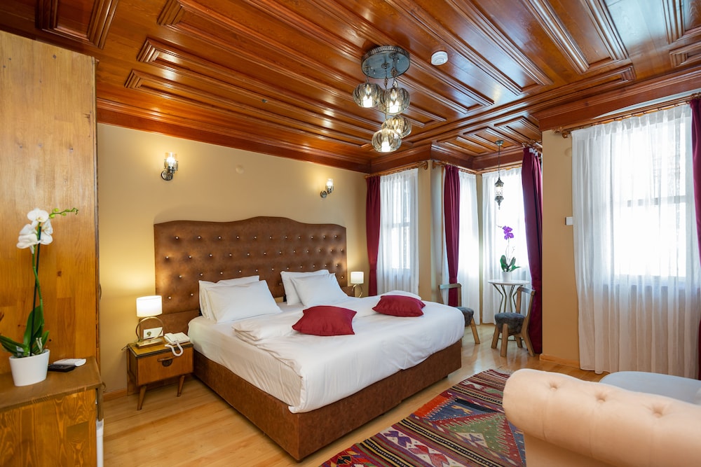 Wonder Wood Hotel 10