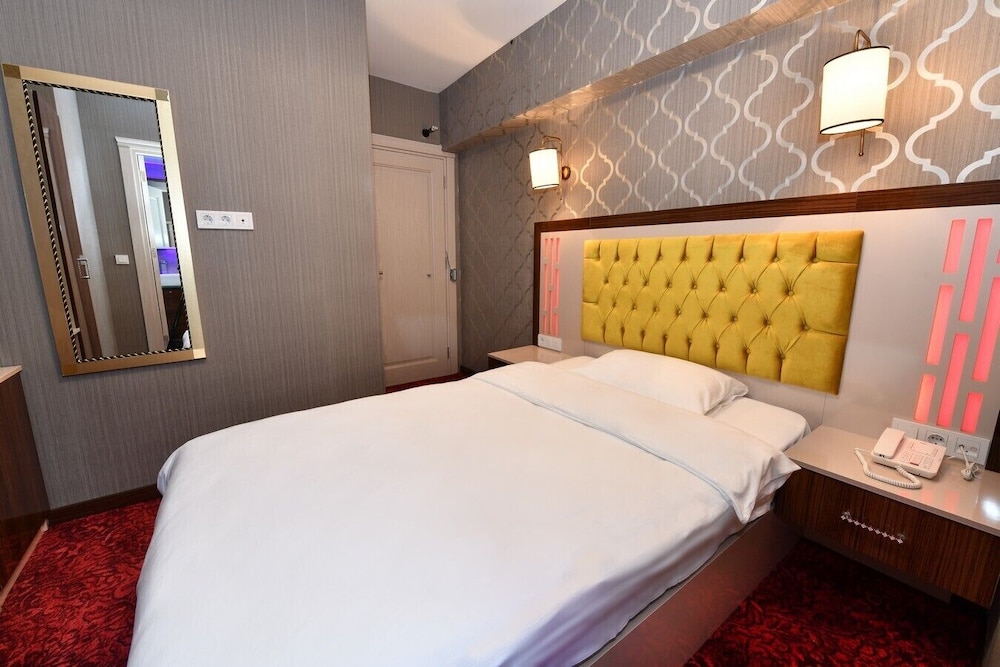 Sea Moon Hotel 12