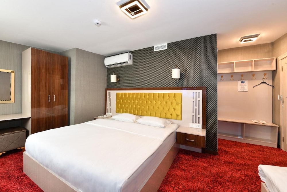 Sea Moon Hotel 16