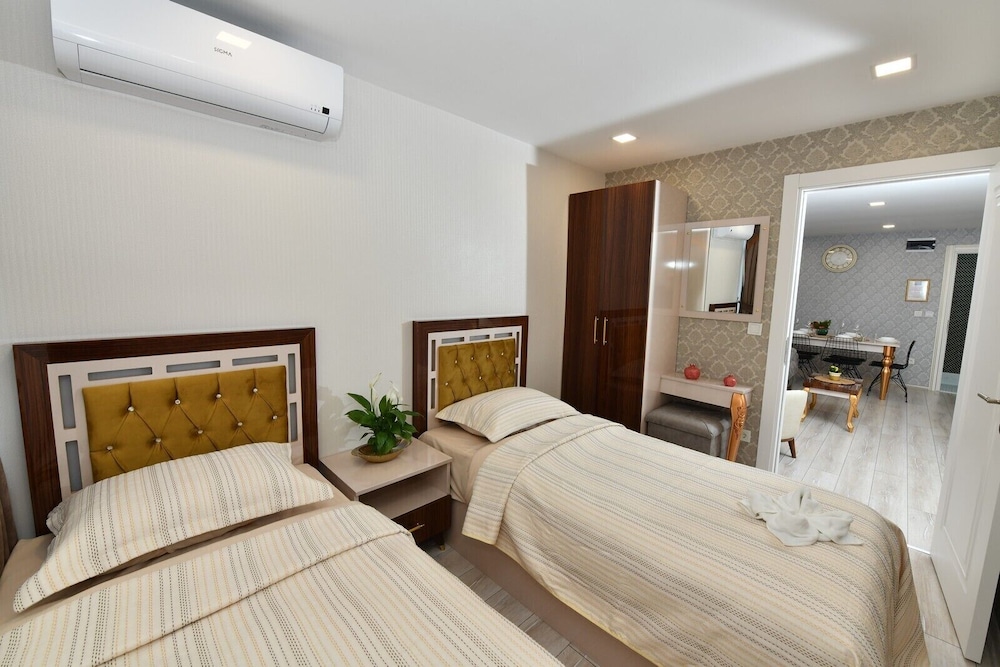 Sea Moon Hotel 17
