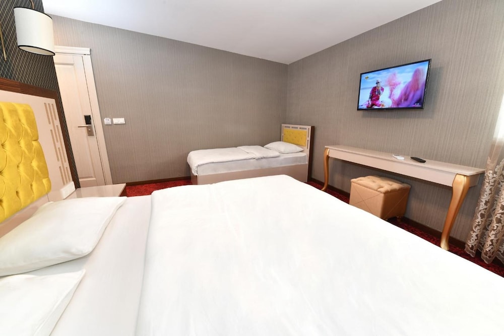 Sea Moon Hotel 14